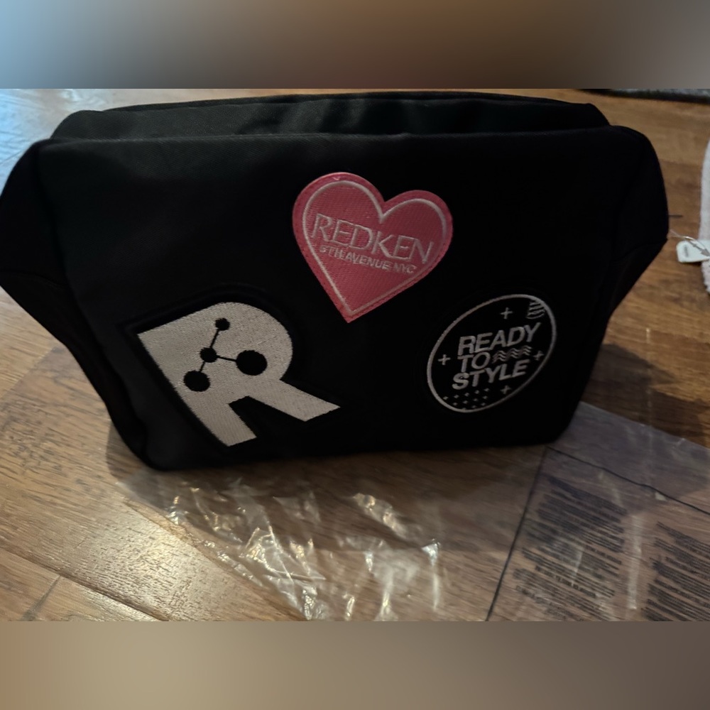 Redken Large travel bag for hair styling tools  NEW